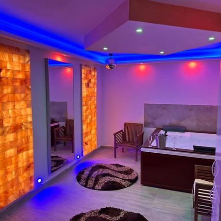 Regim Hotel Hanea Jacuzzi In Camera,Piscina Exterioara Si Sauna Comuna Sibiu Dış mekan fotoğraf